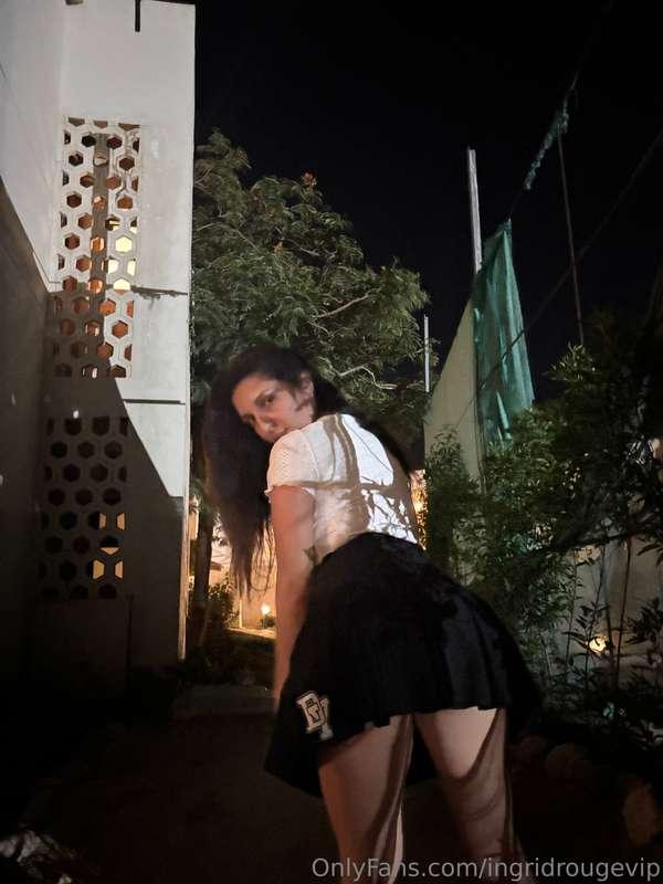 Admit it, I know you wanna fuck me😈