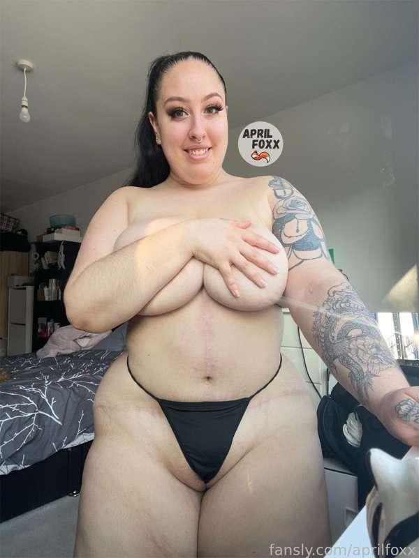 aprilfoxx image #0
