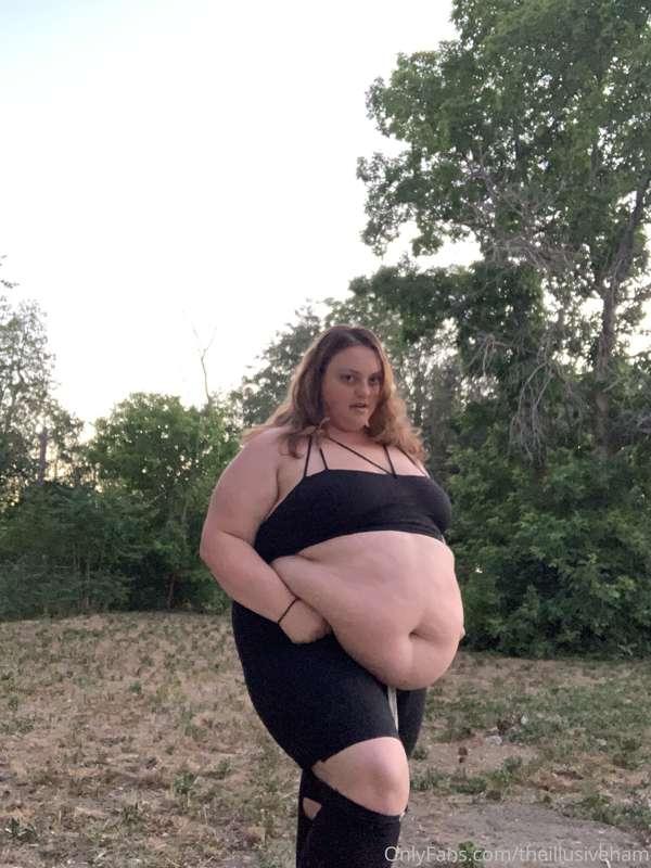 I’m still here!! And I’m still chonky 😉 
This is legit the f..