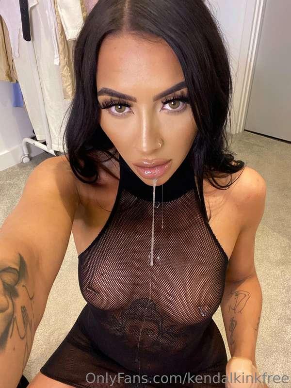FULL VIDEO HERE 💦
SPIT 
BLOWJOB
DILDO

@kendalkink 
VIP CHAN..