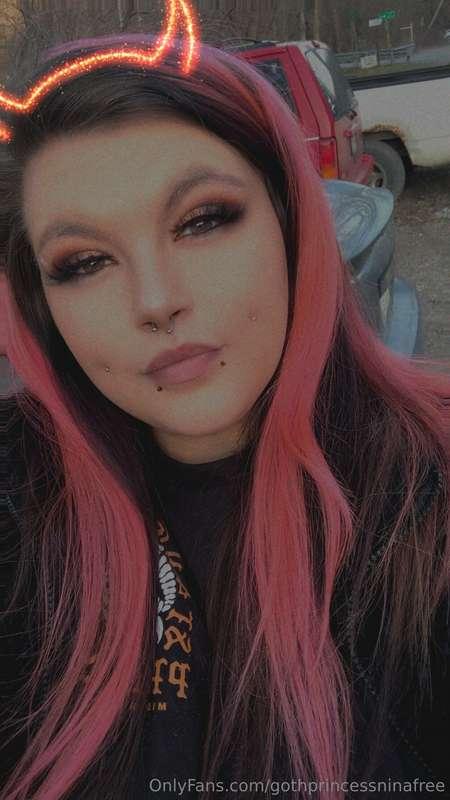 Birthday selfie 🖤🖤🖤