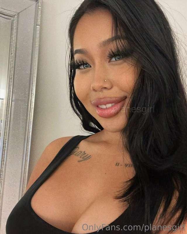 New Doggy POV vid on pornhub 💦
Please like & leave a comment..