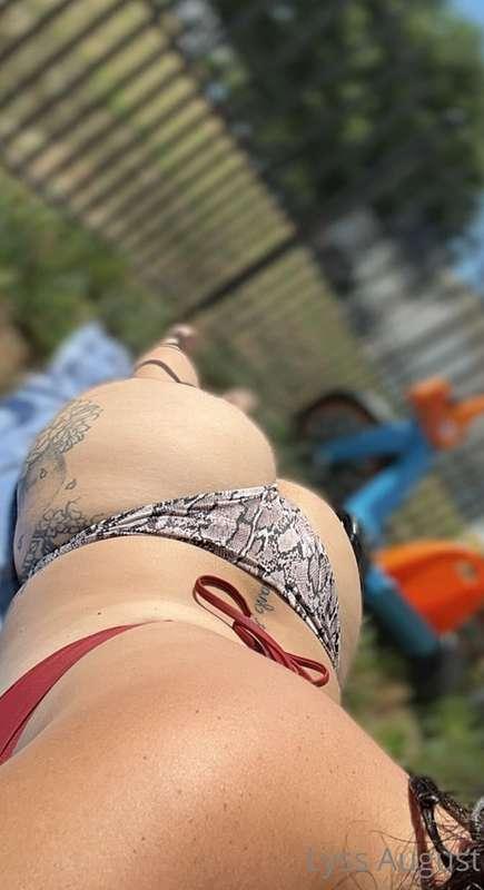 Who thinks I should start posting naughty “tiktoks” here. 😈