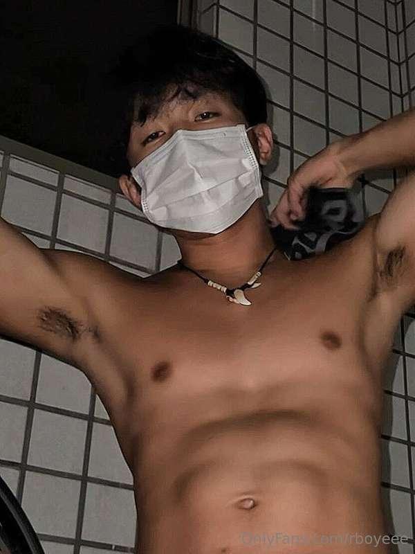 Subscribe only photos message’ll be send once a week🥵 enjoy ..