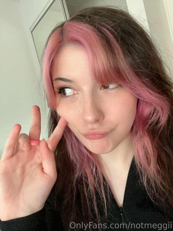Heyooo :3!!
I’m sorry I’ve been completely gone these past f..