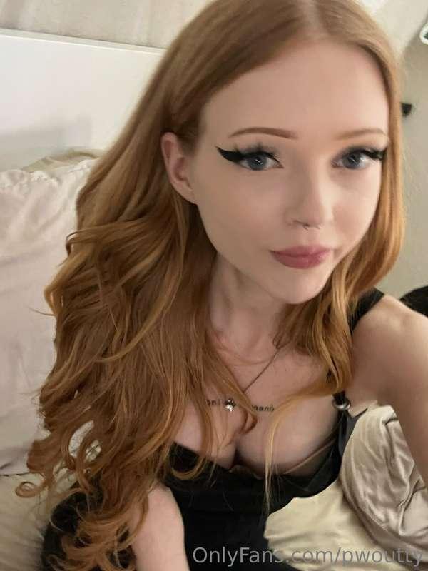 wanna ruin my makeup? >.<