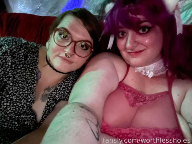 worthlessholes image #1