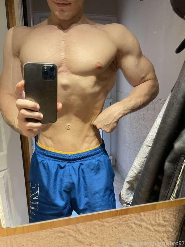 armzbro97 main image