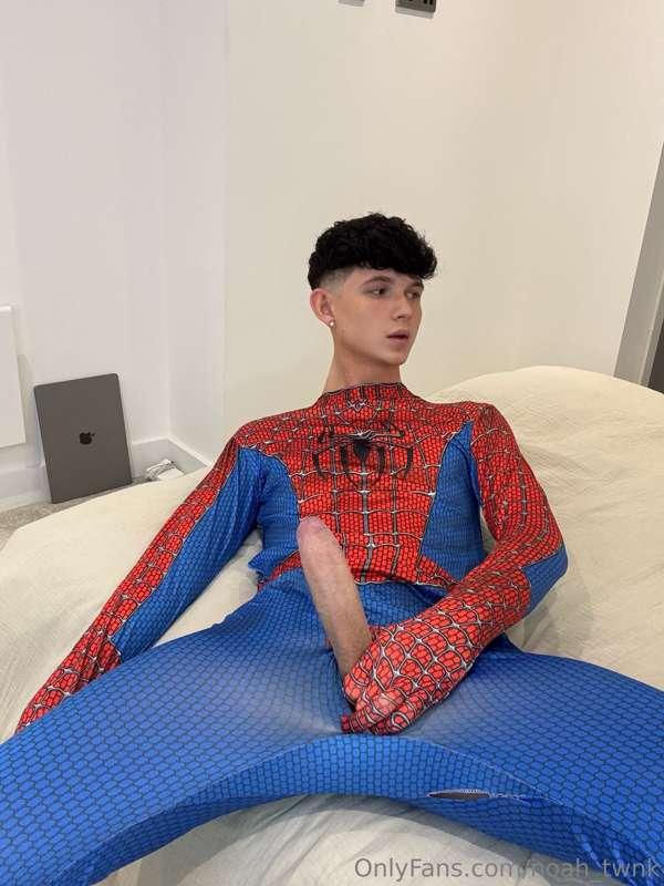 Do you like my spiderman suit🕸️🥵