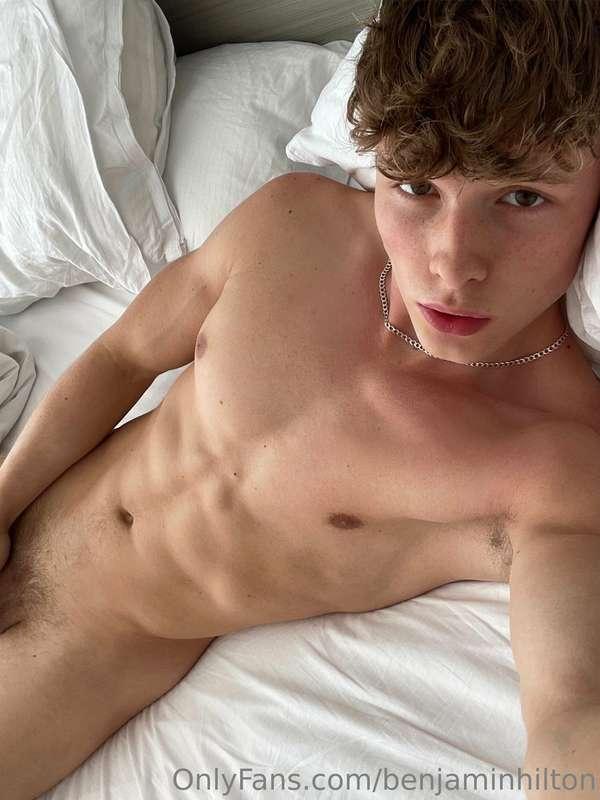benjaminhilton image #0