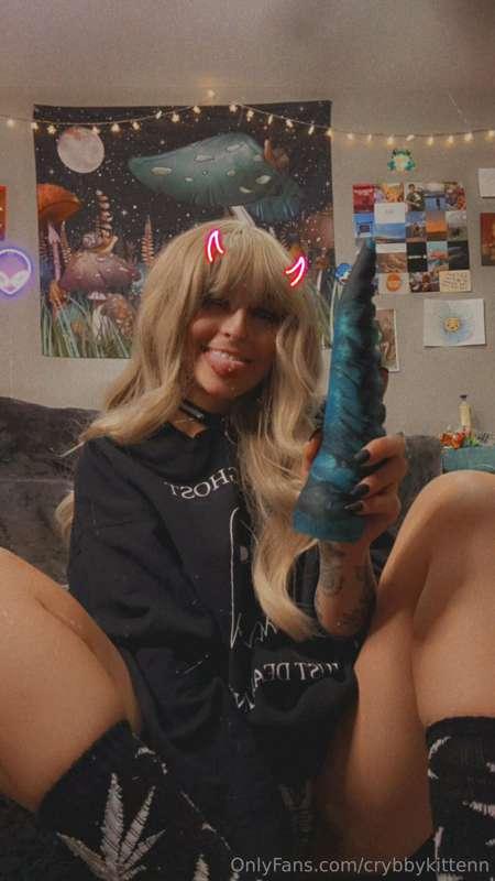 @crybbykittennvip for the uncensored version 😘