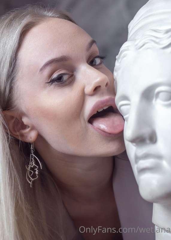Its can be you and me, but your face not is stone 🌚
