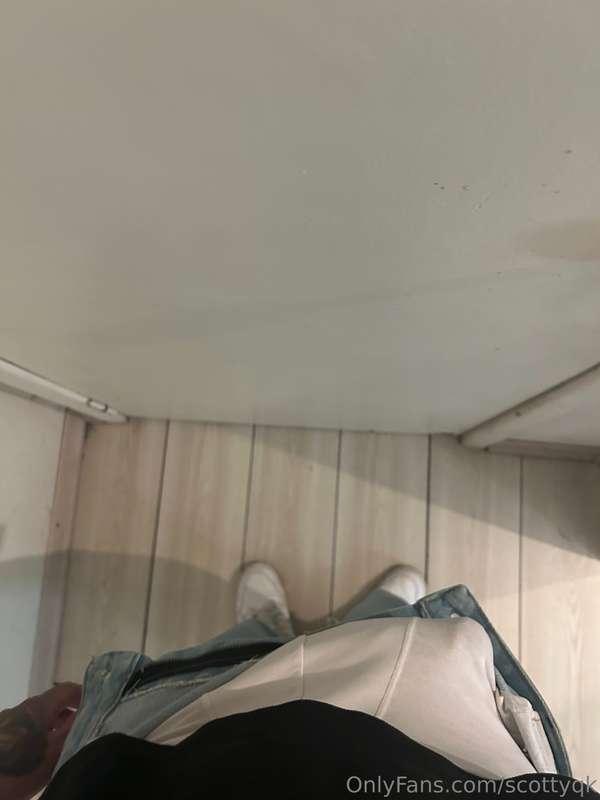 Open the door 
