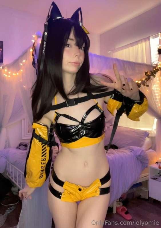 Let me know what outfits you want me to wear next ♡