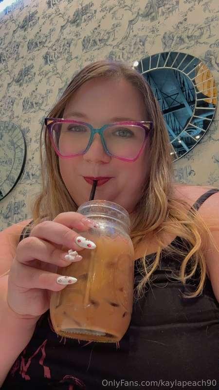 Wanna make my day and buy my brunch 😍?