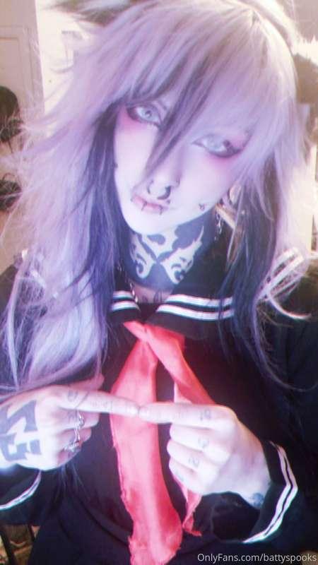 Someone asked to see the makeup ^-^