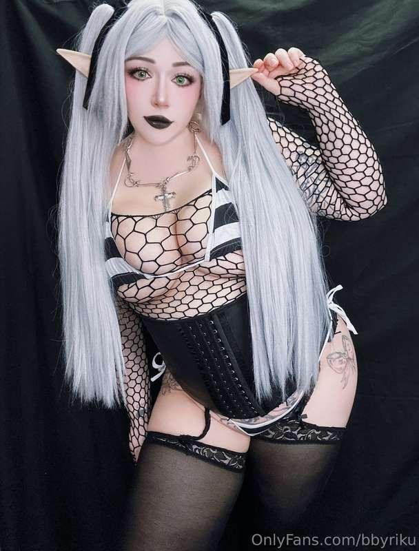 every good story needs tension… guess that’s why u keep comi..