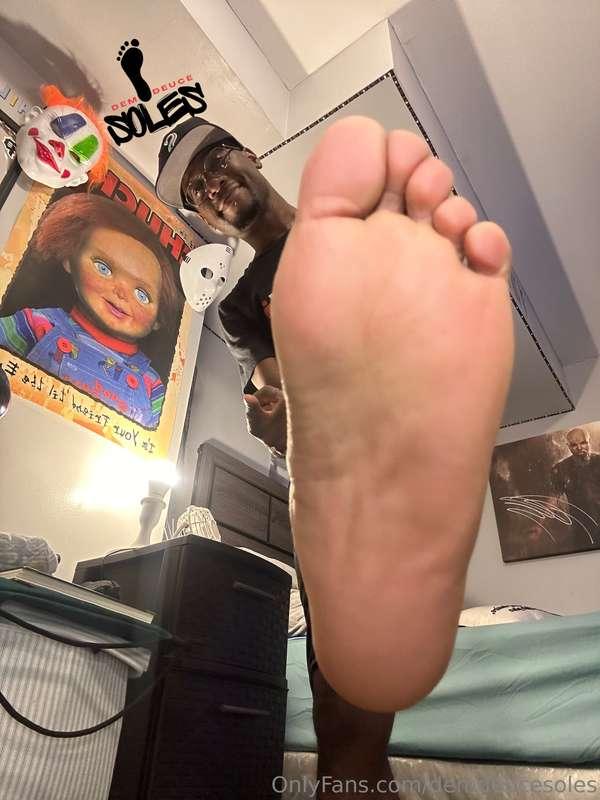 WORSHIP GIANT DEUCE 🙇🏾‍♂️