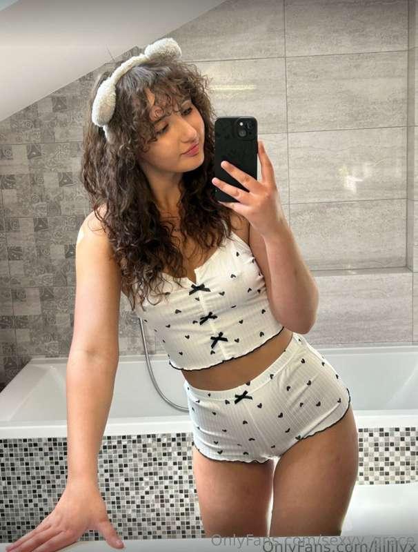 ## 🍒FREE SUBSCRIPTION 🍒 @lillilyx can make your dick hard wh..