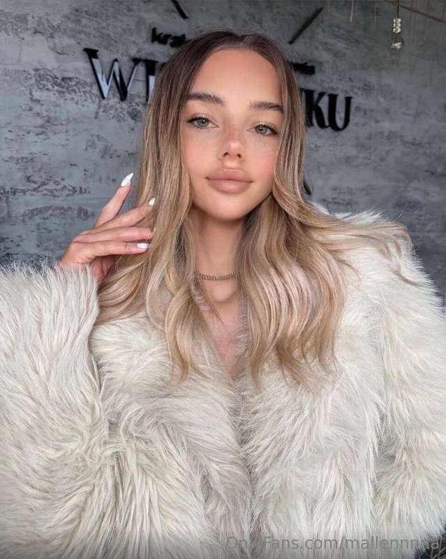 🔥𝗙𝗥𝗘𝗘 𝗢𝗡𝗟𝗬 𝗡𝗢𝗪🔥@naughtydoll11
This pervert loves to spread h..