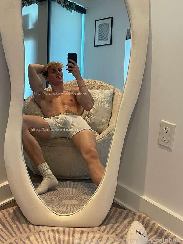Mirror mirror on the wall who’s the finest of them all? 