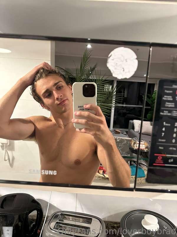 loverboybrad image #2
