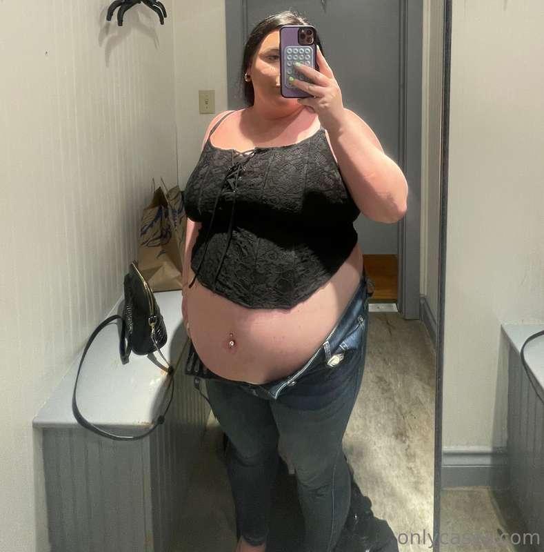 You know what’s stupidly hot? Going into a plus size store l..