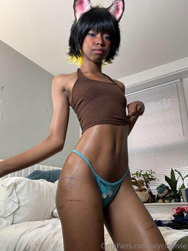 alyciaelvie image #5