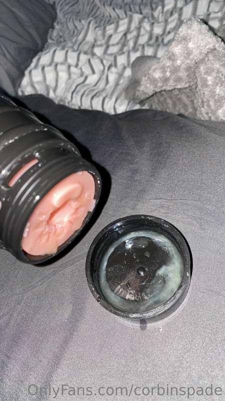 So bad about not cleaning my fleshlight out lol