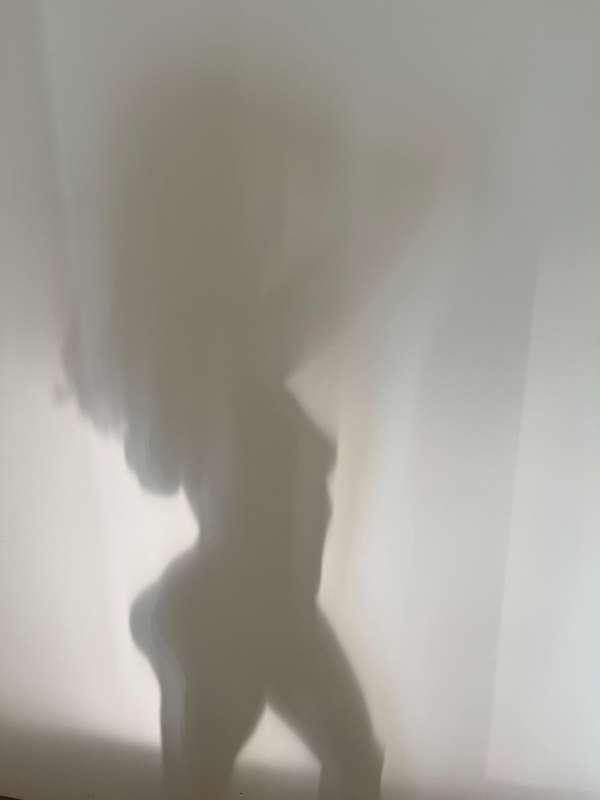 I was just about to drift off when I caught my shadow teasin..
