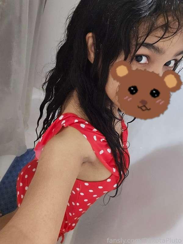 Come have a splash with me!

#teen #petite #barelylegal #young #babyface #asian #teenager #18yo #pussy