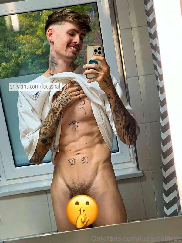 uncensored: @lucashall 😈