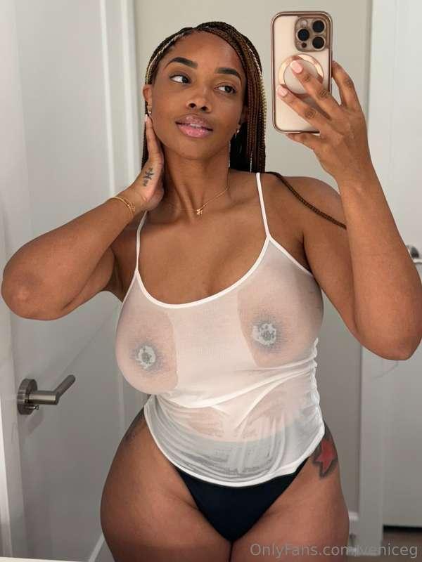 Should I even bother covering up? 👀🔥