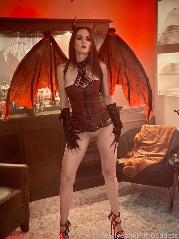 milf_goddess image #24