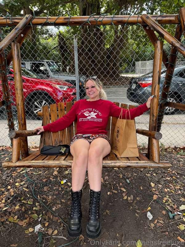Would you swing by my VIP? 👉 https://onlyfans.com/megsnotdea..