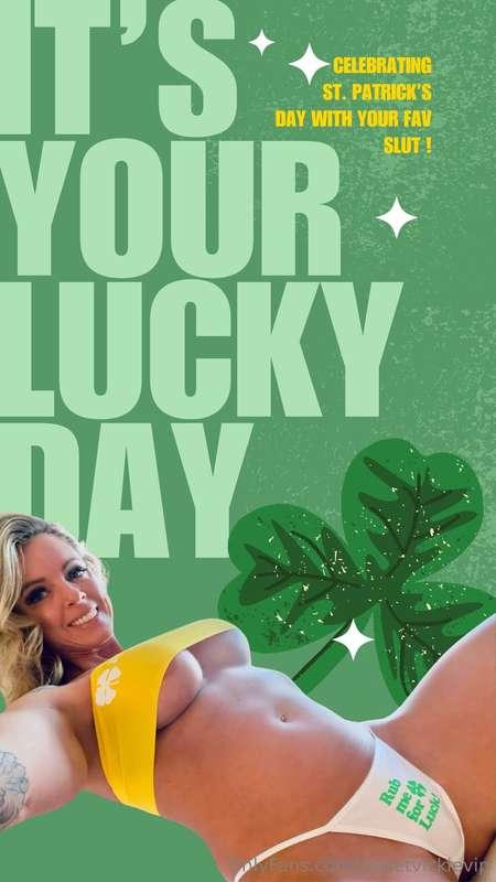 💚 St. Paddy’s Lucky Lover Special 🍀 Feeling lucky, babe? Thi..