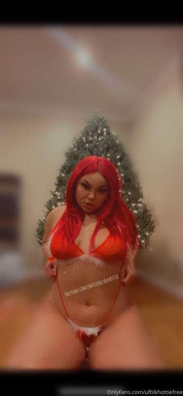 if you’re new message me and ask how to get ✨FREE CONTENT✨