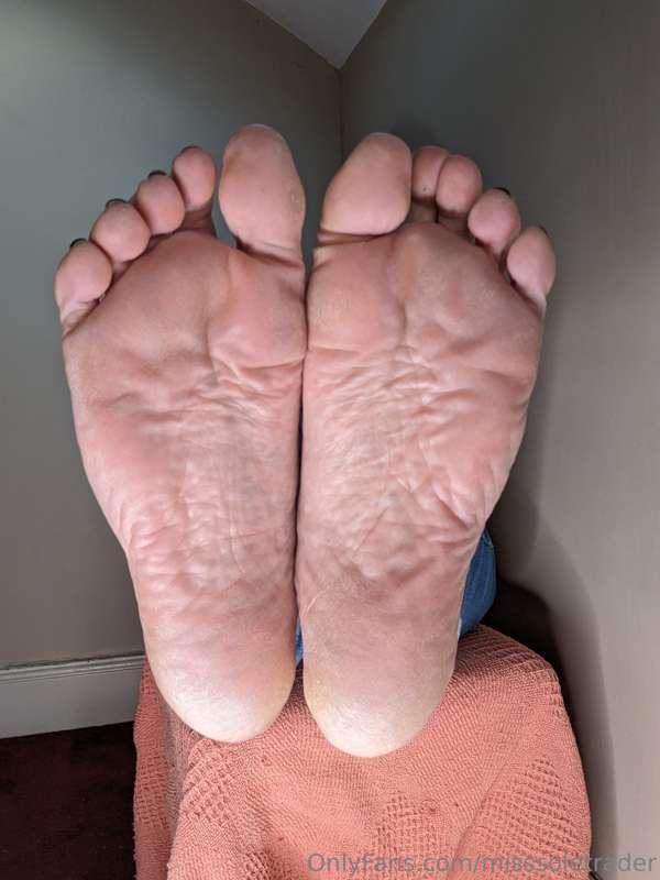 Simply soles - a bit of Sunday worship is in order!