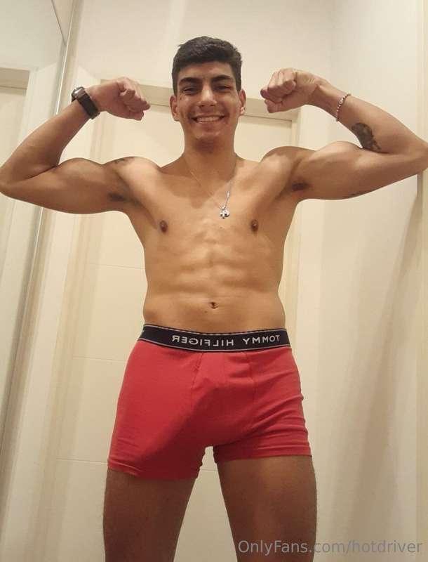 ʜɪ ʜᴏɴᴇʏ, ᴋɴᴏᴡ ᴍʏ ꜰʀɪᴇɴᴅ @alandios ꜱᴏ ʏᴏᴜ ᴄᴀɴ ꜰᴇᴇʟ ᴛʜᴇ ʀᴇᴀʟ ..