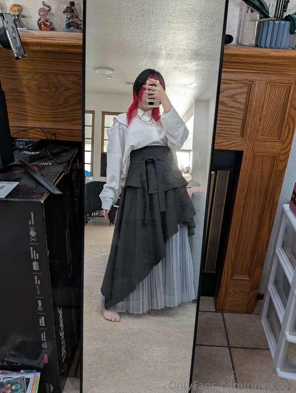 I am back home now! I will slowly respond to my messages! Ho..