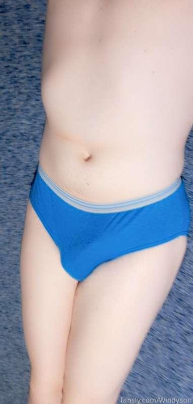 Any body want one full serving of Femboy? &lt;3