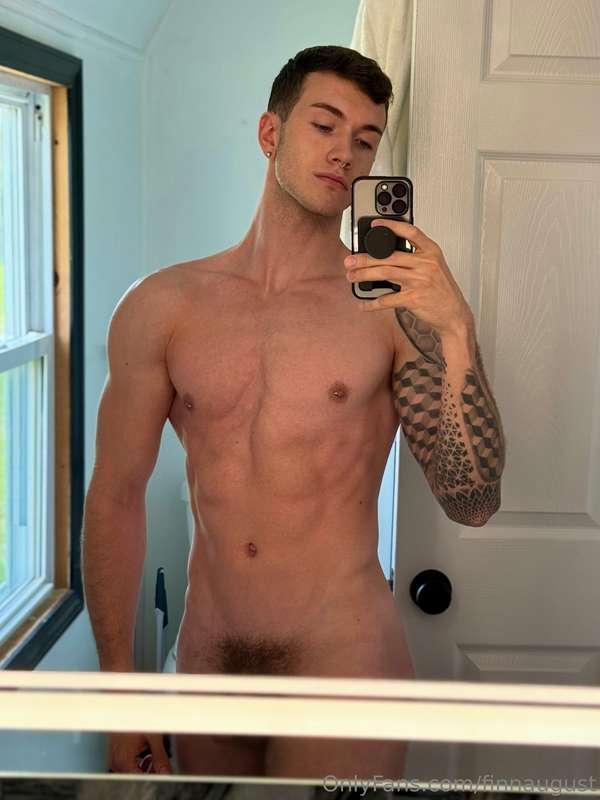 Need someone to suck me off