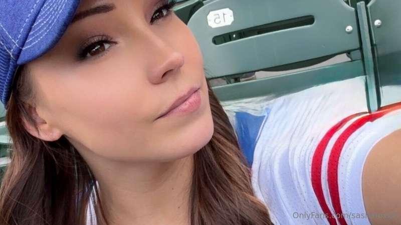 Having a fun day in Chicago!! 💙💙💙 Go Cubs!! 🐻