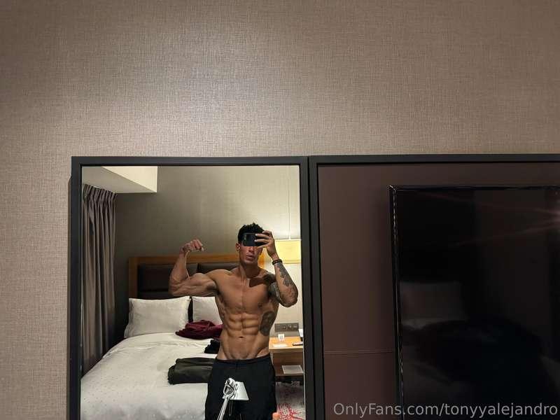 Are the ab workouts paying off???