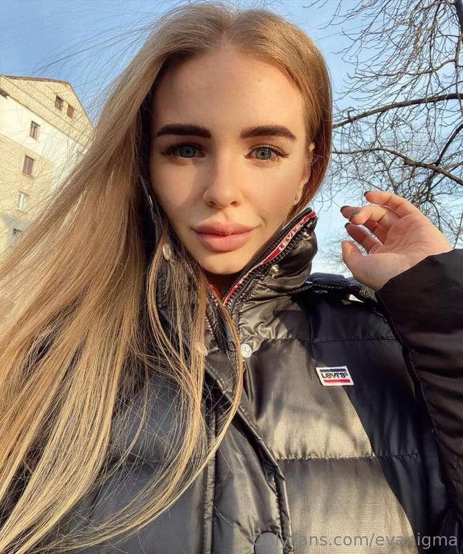 Looks like I've officially welcomed fall! The air got a litt..