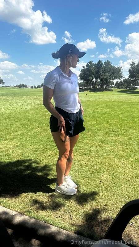 call me your 🕳 in ⛳️