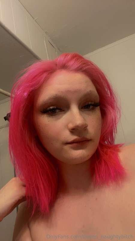 queen_naughtybitch image #2