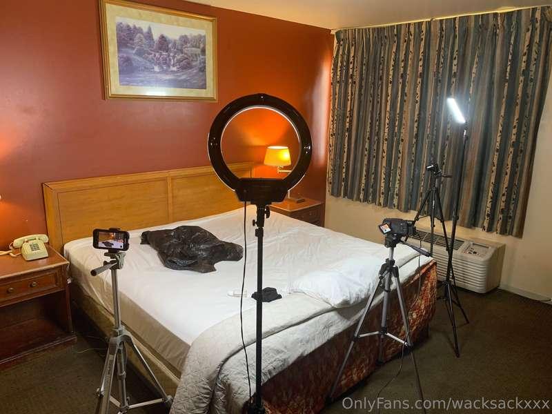 SETUP/BTS: The setup for the most recent clip coming later t..