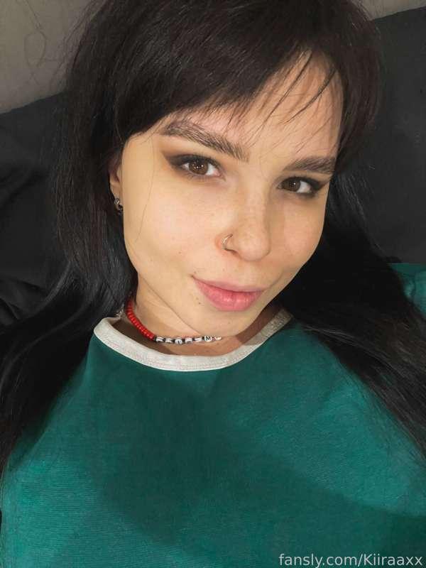 Lately I've been having realistic and interesting dreams 😴, sometimes even 18+ 😏
Tell me, what's the sexiest dream you've ever had? 🔞💋