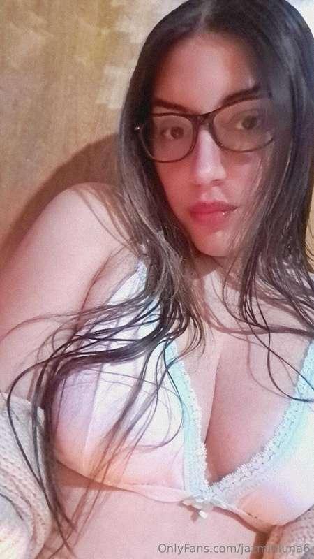  Looking for a cock to ride 😈 SHOW ME YOUR COCK NOW PLEASE B..